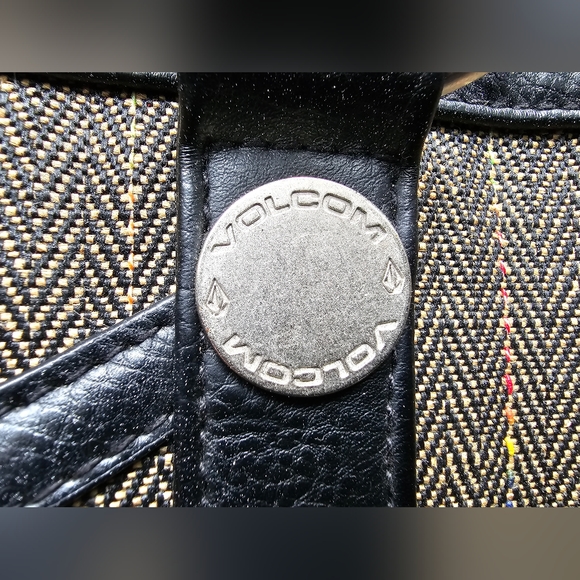 Volcom black leather chevron eccentric cloth rectangle crossbody/handbag - Picture 7 of 13